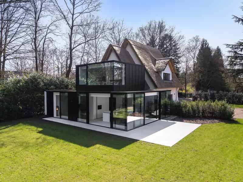 Luxe villa te koop in Schilde