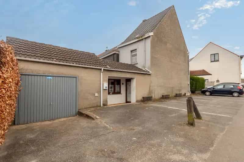 Huis te koop 2 slaapkamers zolder garage stadstuin