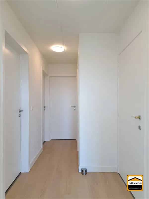Gerenoveerd Duplex Appartement met Tuin en Dakterras