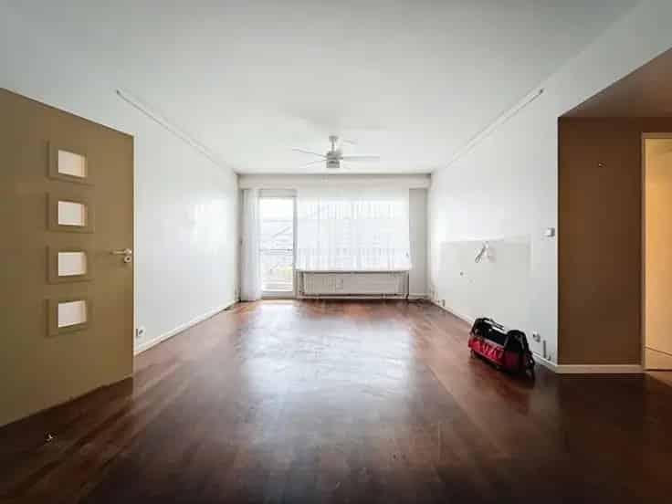 Appartement te Koop De Wand 1 Slaapkamer Terras Investering