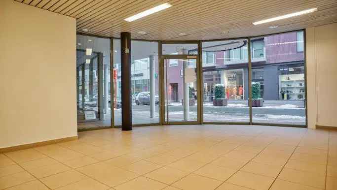 Kantoor huren in Roeselare met kitchenette en sanitair