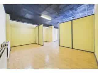 Handelspand te koop Moeskroen 67m² Centrum
