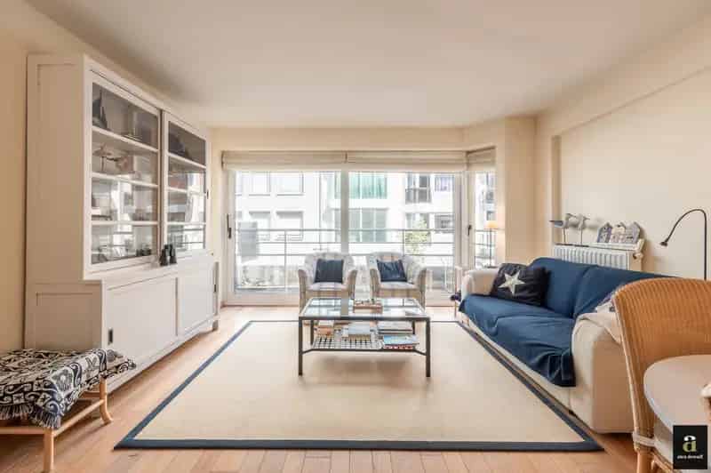 Appartement te koop nabij Rubensplein met zeezicht
