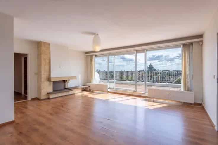 Penthouse te Koop Brussel 2 Terrassen 3 Kamers Garage