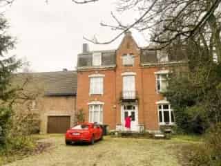 Huis te koop 8 slaapkamers Beaufays