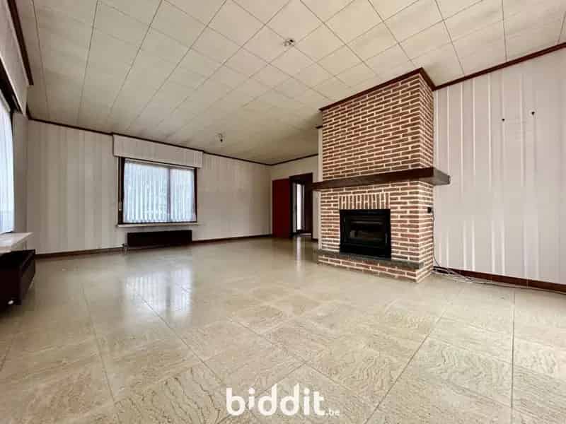 Gunstig Gelegen Villa 1153m²