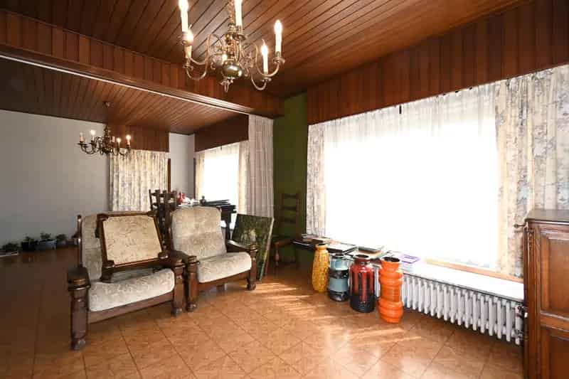 Huis te huur Maldegem: Bungalow met garage en tuin
