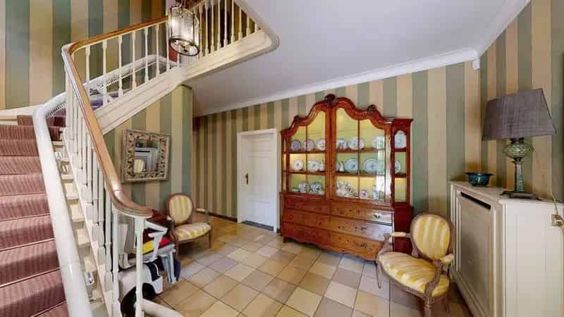 Huis te koop Sleidinge: Ruime gezinswoning in groene omgeving