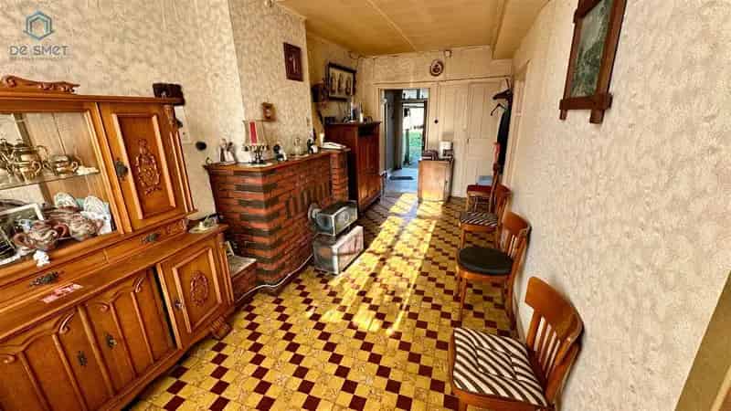 Huis te koop Galmaarden: Te renoveren hoeve met stal
