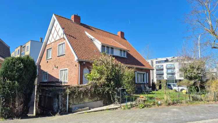 Te renoveren cottage Sint Kruis nabij Brugse Ring