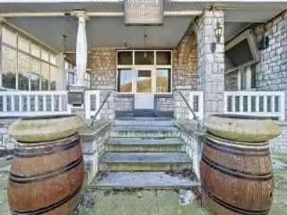 Handelspand te Huur Anseremme Horecazaak Appartement
