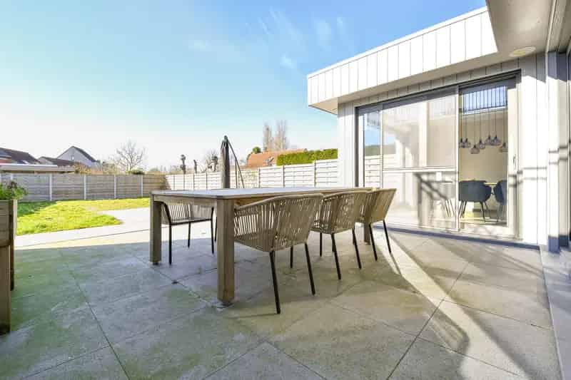 Ruime Energiezuinige Woning 4 Slaapkamers Tuin Garage Klemskerke