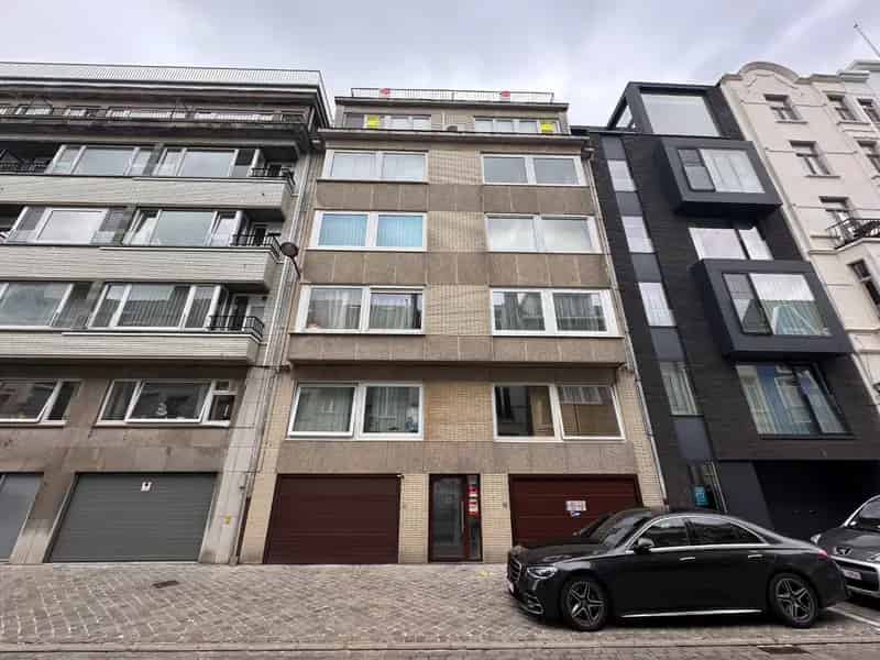 Garage te koop Frans Musinstraat