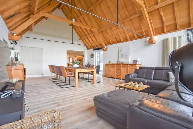 Woning te koop met loods 300m² Lo-Reninge