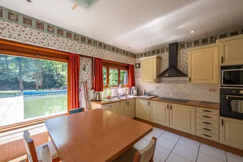 Unieke te renoveren villa riant perceel