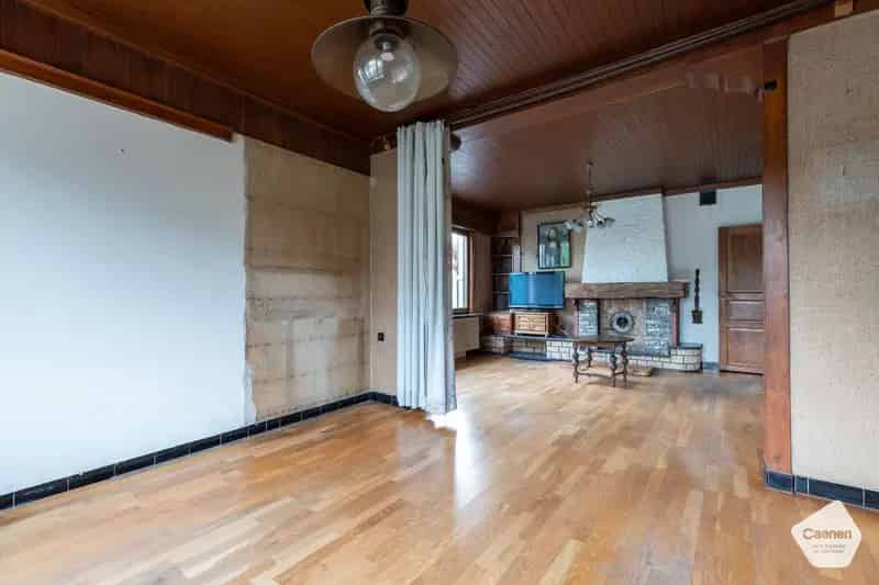 Constructieve Sterke Woning 1035m2 Perceel