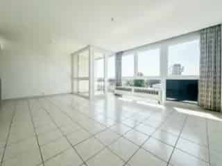 Appartement Charleroi 2 Chambres 2 Balcons Garage Cave