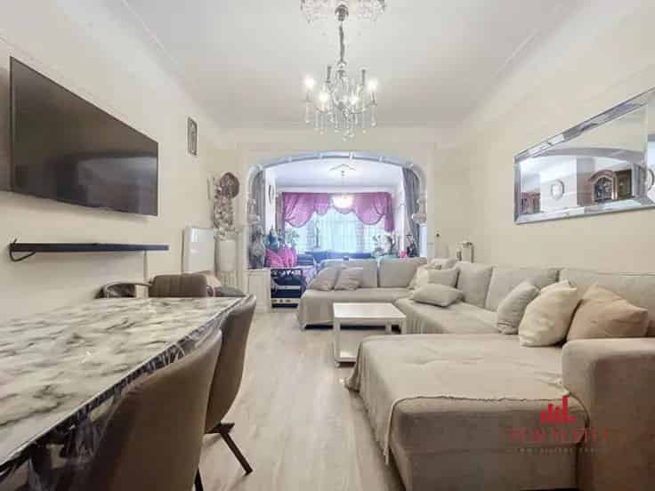 Appartement Te Koop Ganshoren 1 Slaapkamer Tuin Renovatie