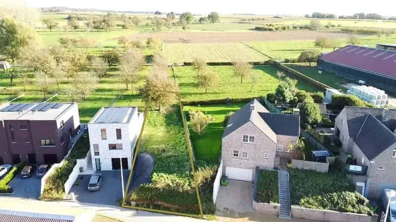 Bouwgrond te Koop Borgloon 499m² Halfopen Bebouwing