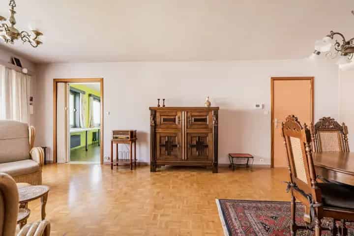 Appartement te koop in Ruisbroek centrum