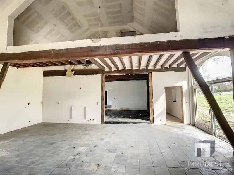 Te renoveren hoeve 2 ha 82 ca