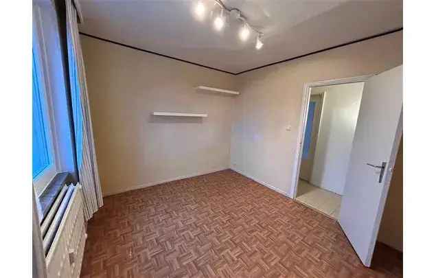 Huur 2 slaapkamer appartement van 85 m² in Liège