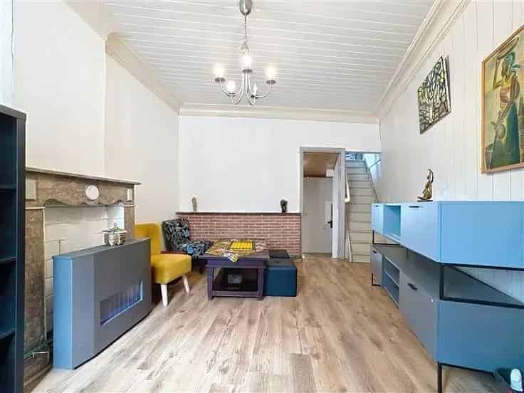 Huis te Koop Geraardsbergen: Rustige Woning met Stadstuintje
