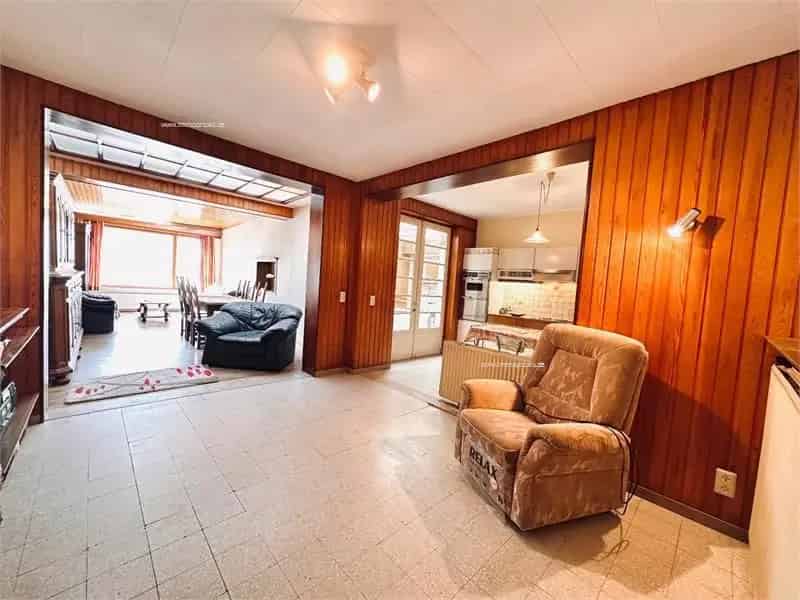 Ruime gezinswoning 3 slaapkamers landelijke omgeving