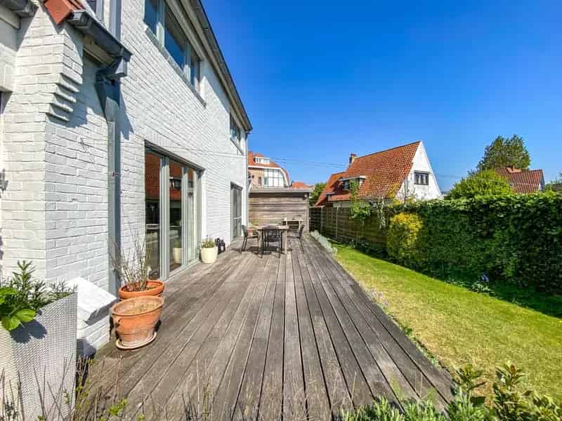 Huis te huur Sint-Idesbald: 5 slaapkamers, zee nabij