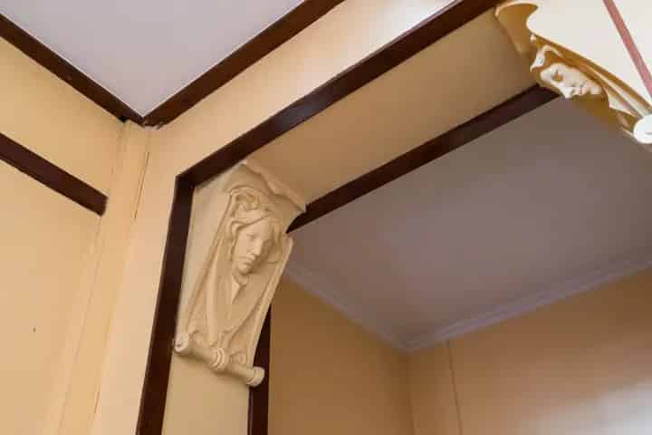 Bourgeois Huis 8 Slaapkamers Ixelles Art Nouveau Renovatieproject