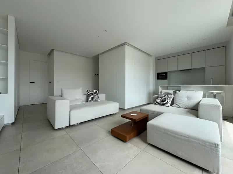 Appartement te koop Oostende: 1 slaapkamer, luxe afwerking, ruim terras