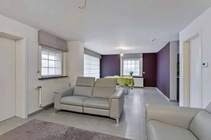Huis Te Koop Houtem: Gerenoveerde Woning met 2 slaapkamers