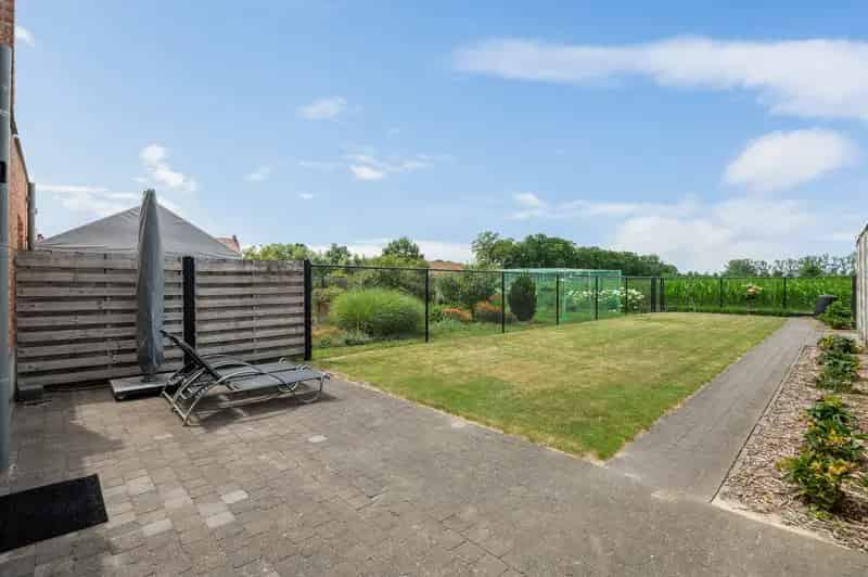 Appartement te huur: Instapklaar met tuin en autostaanplaats