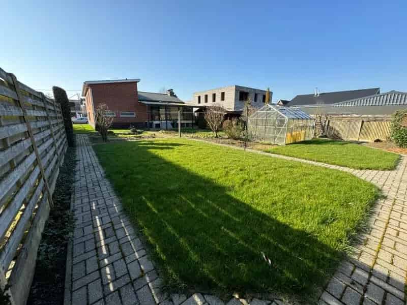 Gezinswoning 732m²