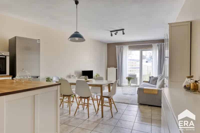 Appartement te huur 2 slaapkamers tuin centrum