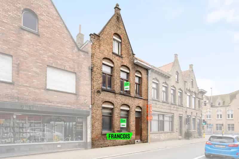 Te renoveren woning met werkplaats en garage Diksmuide