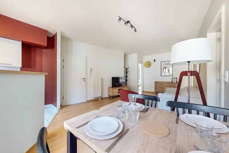 Appartement te huur Evere 4 slaapkamers 2 badkamers 96m²