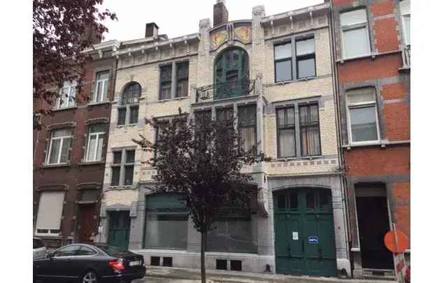 Huur 2 slaapkamer appartement van 60 m² in Liège