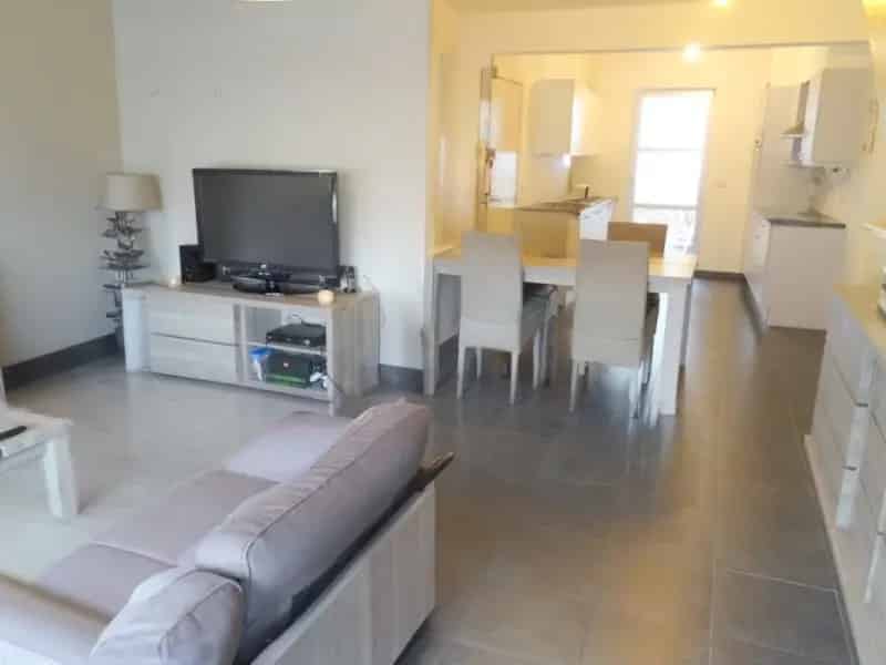 Modern Duplexappartement 2 slaapkamers Terras