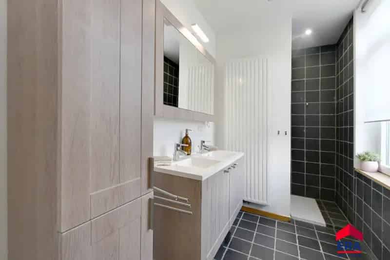 Huis te koop Lievegem: Instapklare woning 2 slaapkamers