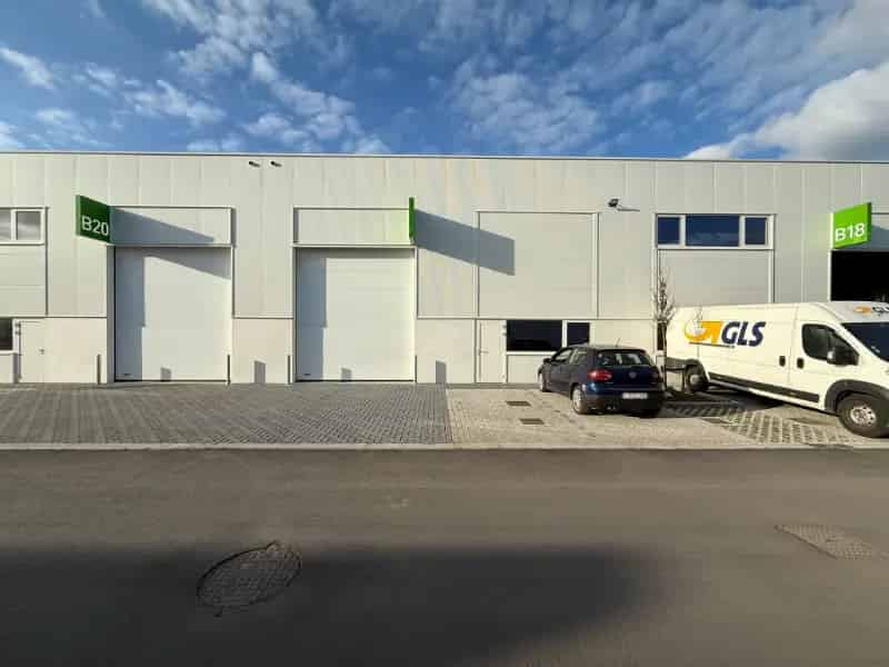 Magazijn te huur Evergem 216m² Heermeers