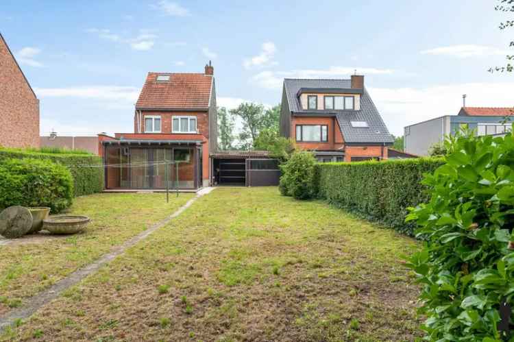 Perceel verkoop voor gesloten bebouwing in groene omgeving