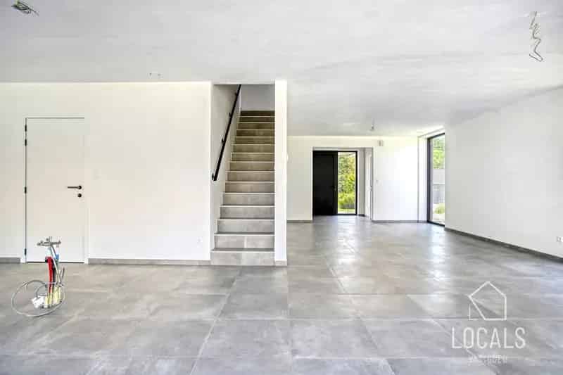 Ruime HOB met garage tuin 3 slaapkamers toplocatie