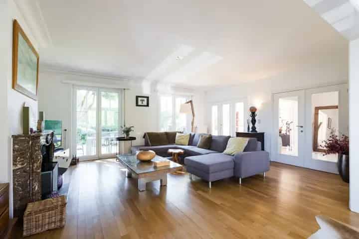 Villa 5 chambres Kraainem  grand jardin garages