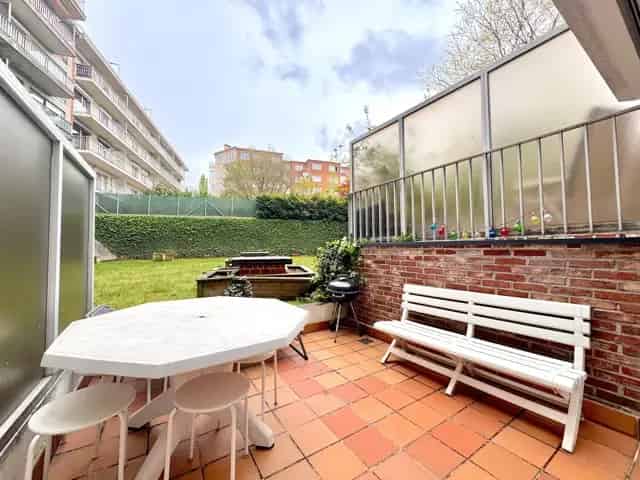 Appartement te Woluwe-Saint-Lambert nabij Tomberg metro