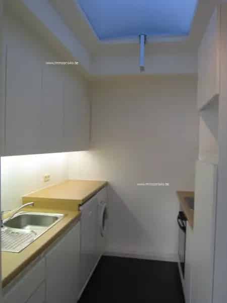 Handelspand Antwerpen te Koop: 70m² Gerenoveerd