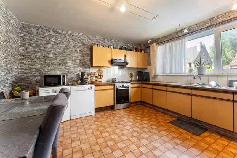 Ruim Appartement 122m2 te Serskamp - 3 slaapkamers - Garage