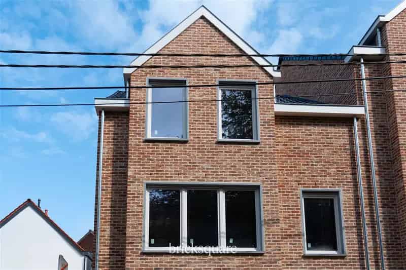 Nieuwbouw Huis te La Hulpe - 3 slaapkamers - Garage - Tuin