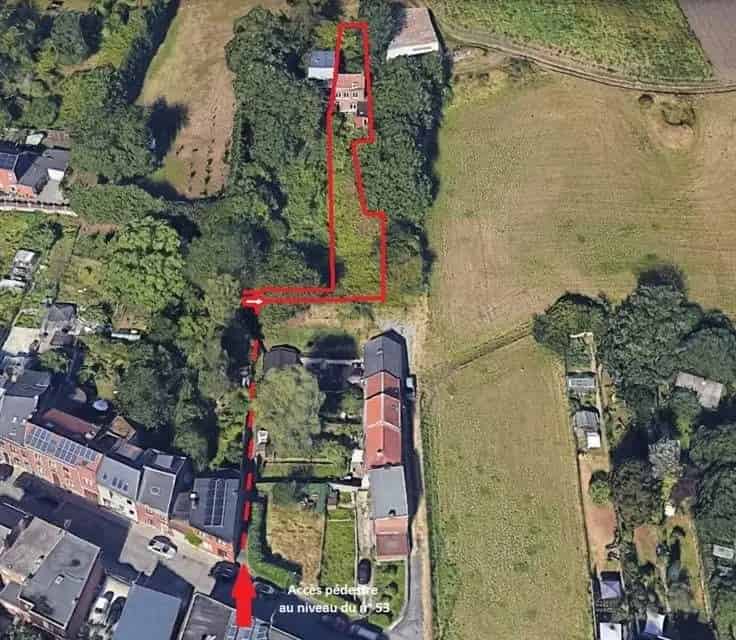 Huis te renoveren nabij Citadella ziekenhuis