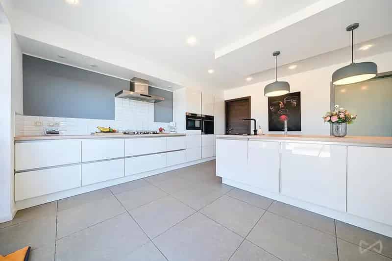 Huis 2 slaapkamers Geetbets gerenoveerd tuin 1400m2